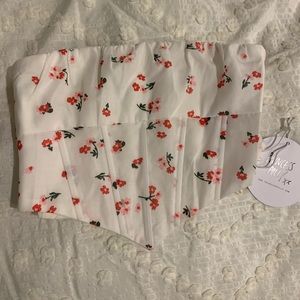 NWT Princess Polly floral “ivy bustier” top!